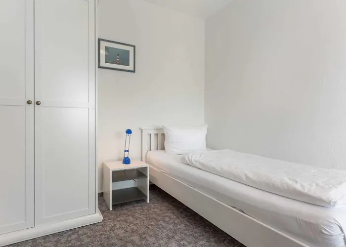 Eg Hinten Id 183 *